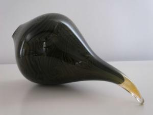 graine noire filigranee jaune